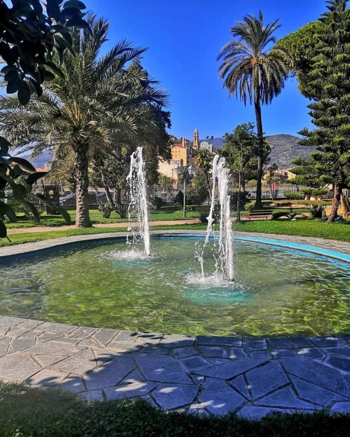Апартаменти Casa Al Mare Вентімілья Екстер'єр фото