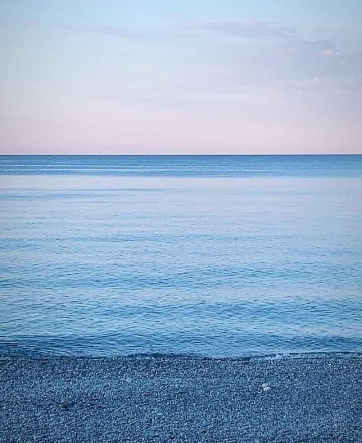 Апартаменти Casa Al Mare Вентімілья Екстер'єр фото